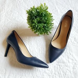 Michael Kors | Navy Blue Dorothy Flex Pumps